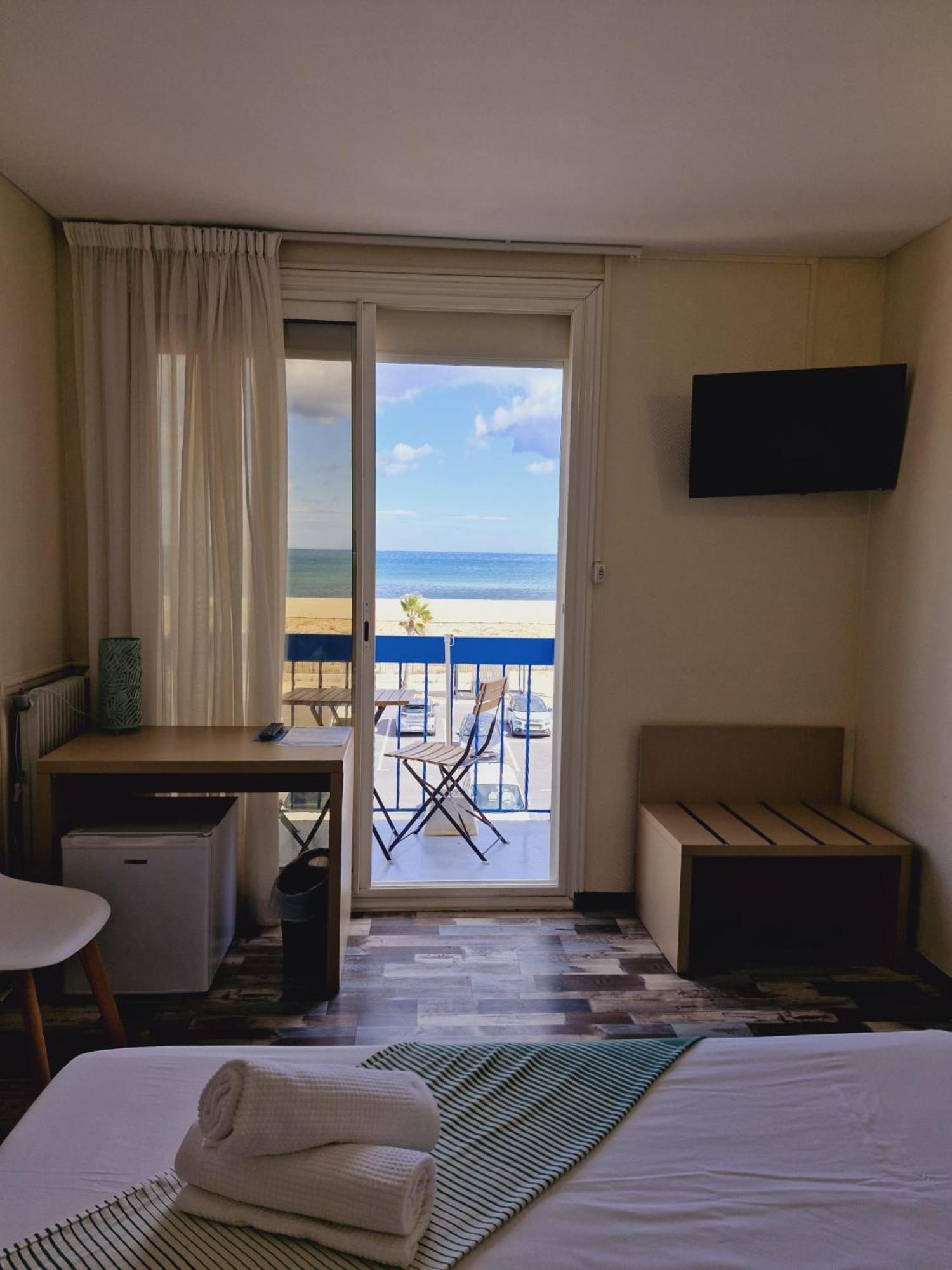 Hotel De La Plage - Barcares 르발카레스 외부 사진