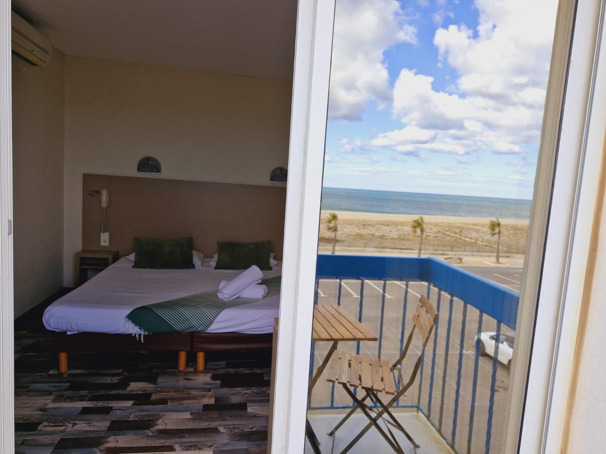 Hotel De La Plage - Barcares 르발카레스 외부 사진